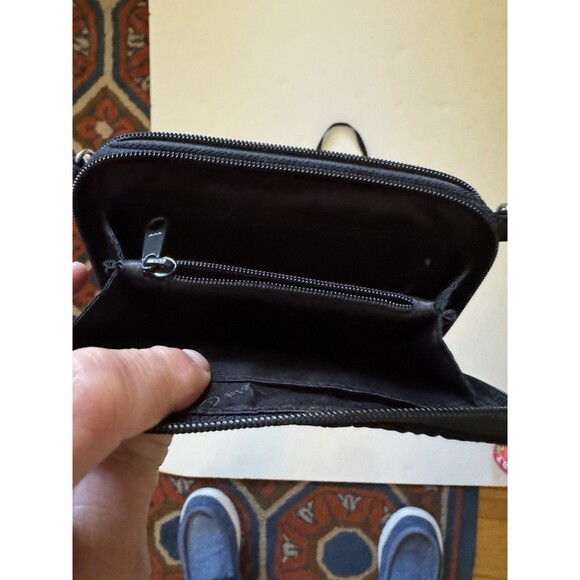 Vera Bradley 3 In 1 Crossbody Wristlet Wallet Quilted Black Shoulder Strap - Picture 4 of 8